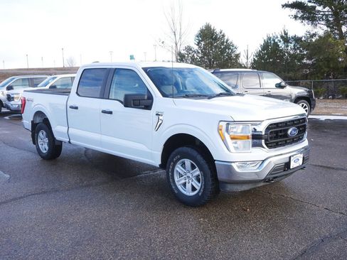 Used 2022 Ford F150 XLT w/ Trailer Tow Package image 3