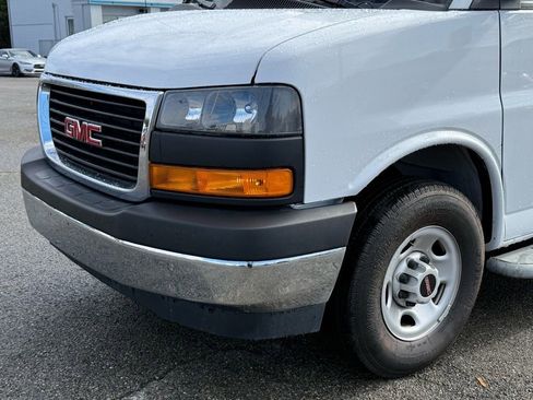 Used 2024 GMC Savana 2500 w/ Driver Convenience Package image 8