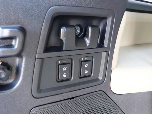 Used 2014 Toyota Sequoia Limited image 69