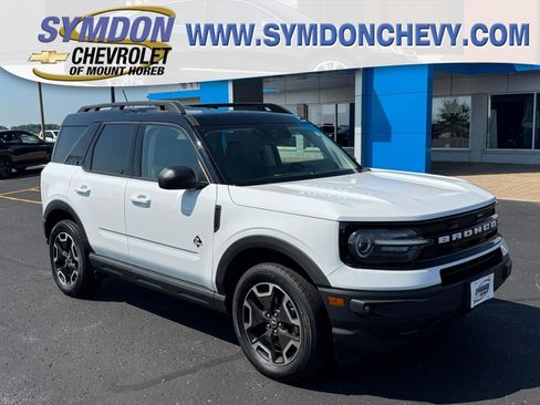 Used 2022 Ford Bronco Sport Outer Banks w/ Tech Package AWD/4WD image 1