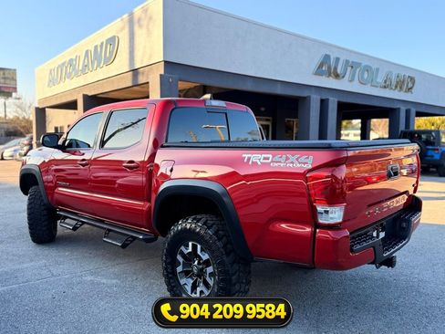 Used 2021 Toyota Tacoma TRD Off-Road w/ Technology Package AWD/4WD image 5