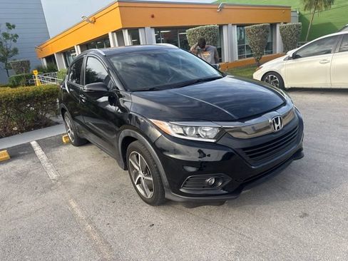 Used 2021 Honda HR-V EX image 1