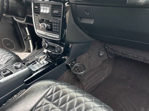 Used 2015 Mercedes-Benz G 63 AMG 4MATIC image 36