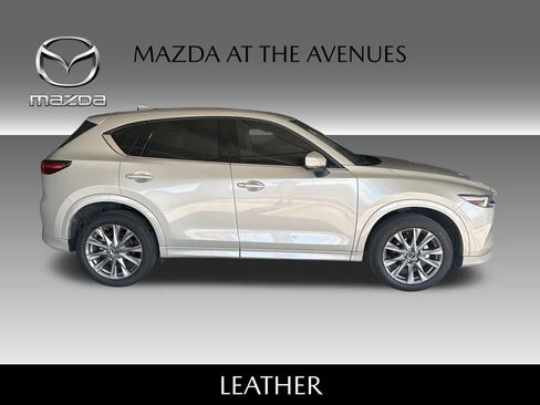Used 2024 MAZDA CX-5 AWD 2.5 S w/ Premium Package image 5