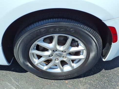 Used 2024 Chrysler Pacifica Touring-L FWD image 21