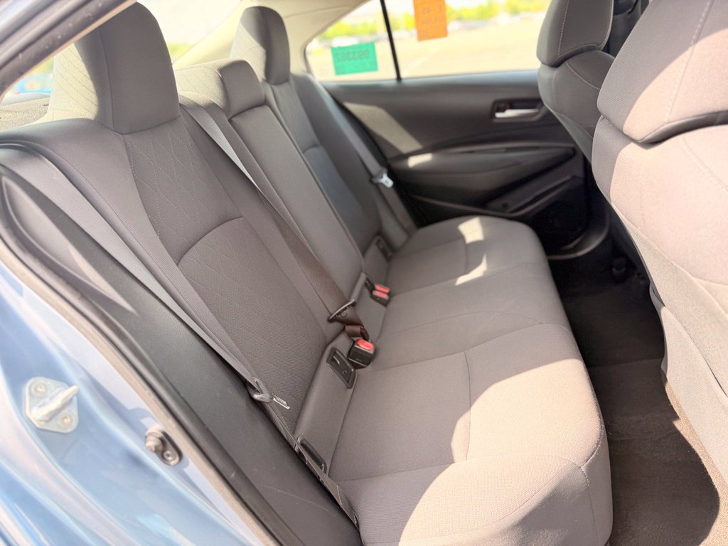 Used 2020 Toyota Corolla LE FWD image 15
