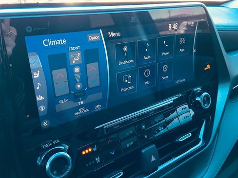 Used 2020 Toyota Highlander Limited image 35