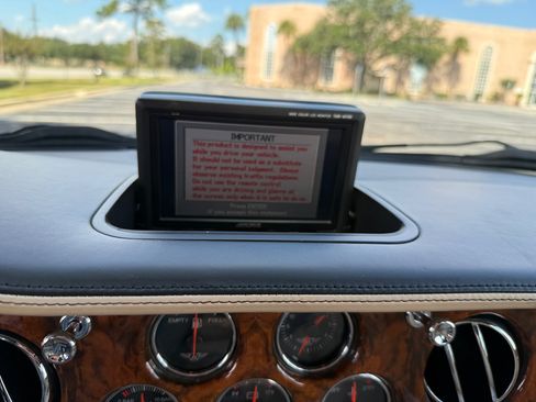 Used 2004 Bentley Arnage T image 37