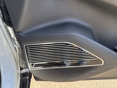 Used 2024 Jeep Wagoneer Launch Edition image 20