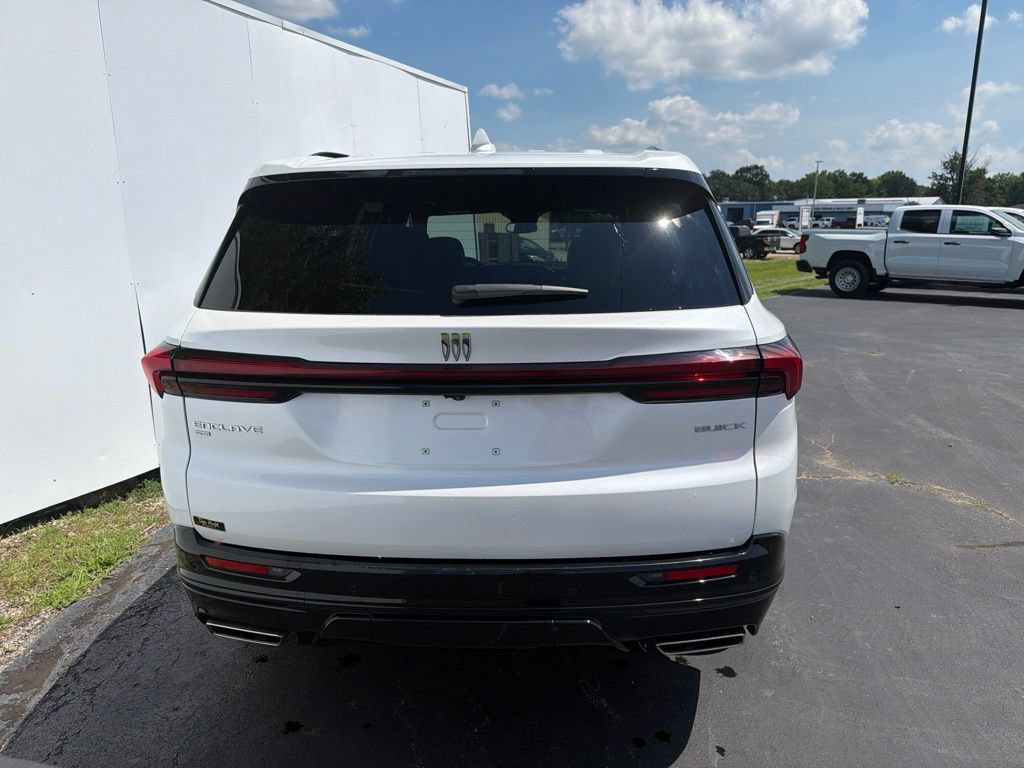 Used 2025 Buick Enclave Sport Touring w/ Power Package AWD/4WD image 10