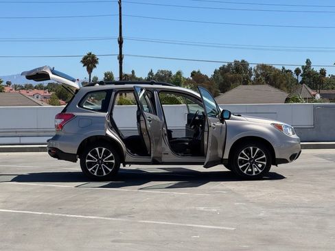 Used 2016 Subaru Forester 2.5i w/ Alloy Wheel Package AWD/4WD image 28