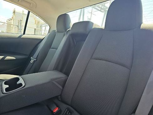 Used 2024 Toyota Corolla LE FWD image 13