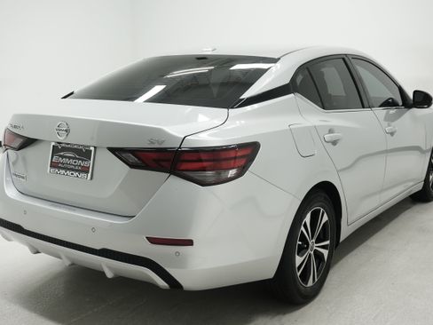 Used 2022 Nissan Sentra SV w/ Trunk Package FWD image 4
