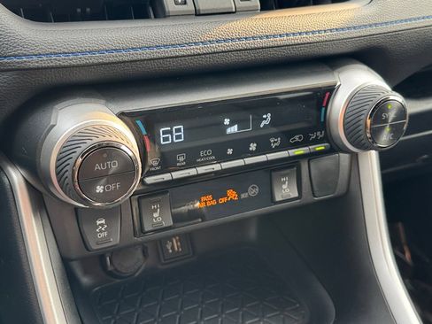 Certified 2025 Toyota RAV4 XSE AWD/4WD image 23