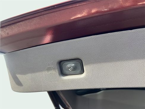 Used 2016 Lincoln MKX Reserve w/ Technology Package image 15