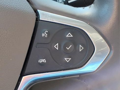 Used 2021 Chevrolet Traverse Premier AWD/4WD image 25