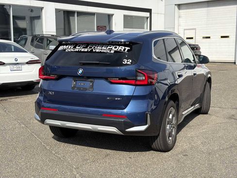Used 2025 BMW X1 xDrive28i w/ Convenience Package image 5