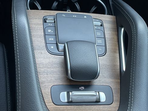 Certified 2024 Mercedes-Benz GLS 450 4MATIC image 37