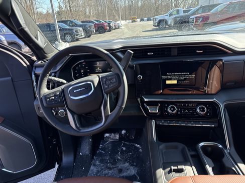 New 2026 GMC Sierra 2500 Denali Ultimate w/ Max Trailering Package image 17