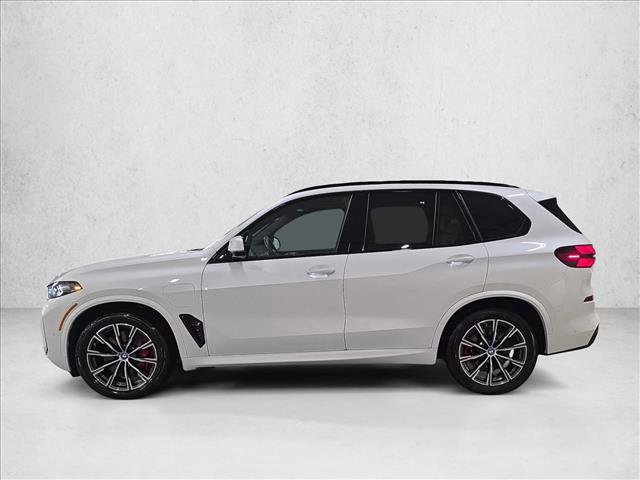 Used 2024 BMW X5 xDrive50e w/ Executive Package AWD/4WD image 8