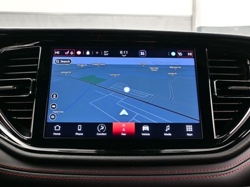 Used 2024 Dodge Durango R/T w/ Tow 'N Go Package image 21