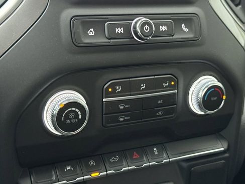 Used 2025 GMC Sierra 1500 Pro w/ Pro Value Package image 19