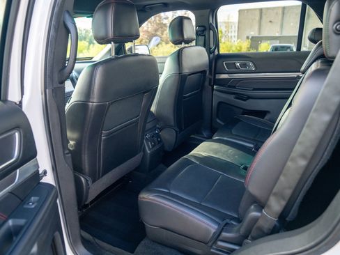 Used 2016 Ford Explorer Sport w/ Equipment Group 401A AWD/4WD image 21