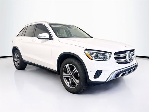 Used 2021 Mercedes-Benz GLC 300 image 32