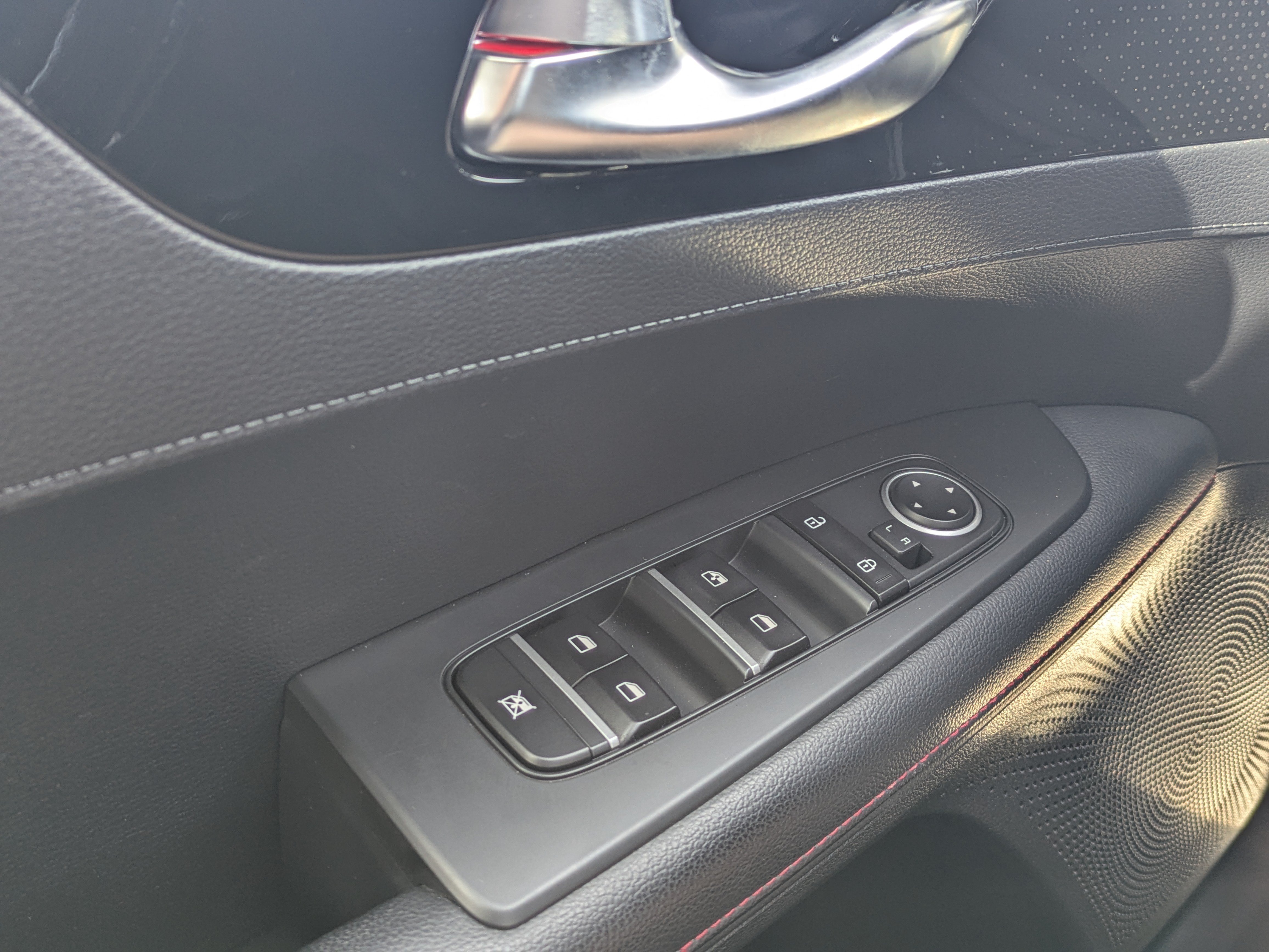 Certified 2024 Kia Forte GT FWD image 26