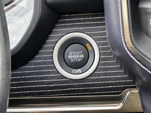 Used 2020 RAM 1500 Limited image 19