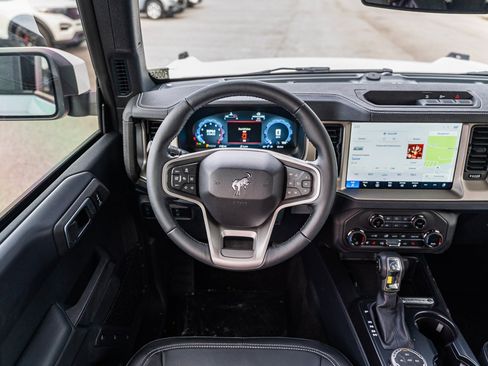 New 2025 Ford Bronco Outer Banks image 19