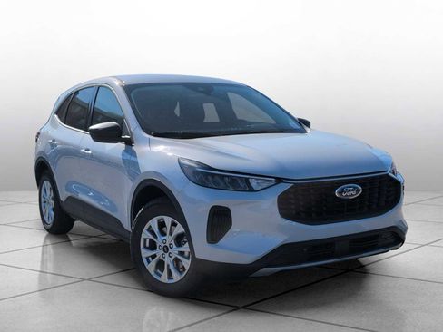 New 2026 Ford Escape Active w/ Tech Pack #1 FWD image 2