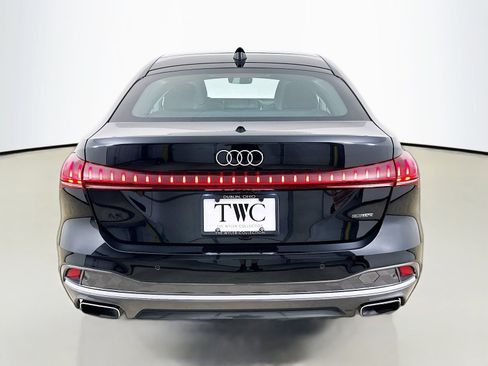 Used 2025 Audi A5 2.0T Premium Plus w/ Premium Plus AWD/4WD image 6