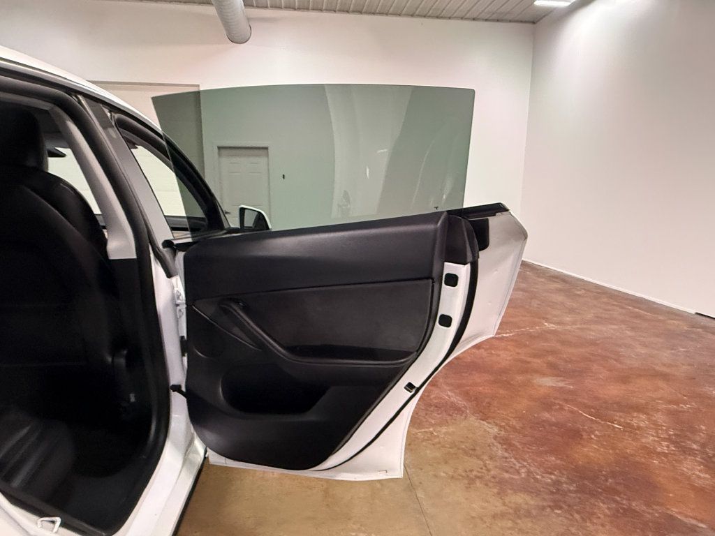 Used 2021 Tesla Model Y Long Range AWD/4WD image 62
