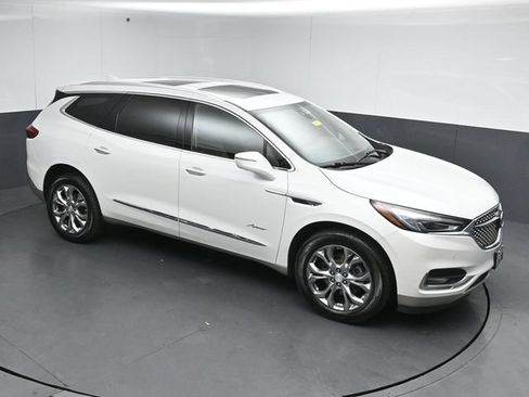 Used 2019 Buick Enclave Avenir w/ Avenir Technology Package AWD/4WD image 45