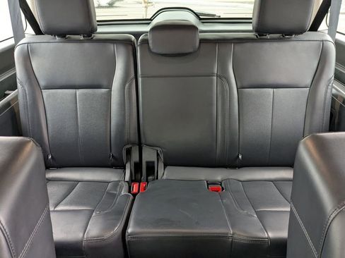 Used 2024 Ford Expedition Max XLT image 35