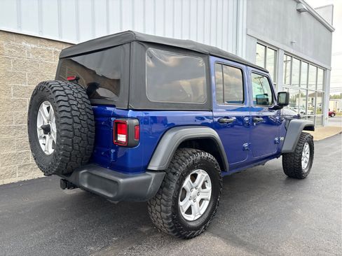 Used 2019 Jeep Wrangler Unlimited Sport S image 6