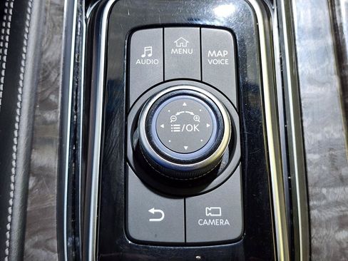 Used 2021 Nissan Armada Platinum w/ Captain's Chairs Package AWD/4WD image 28