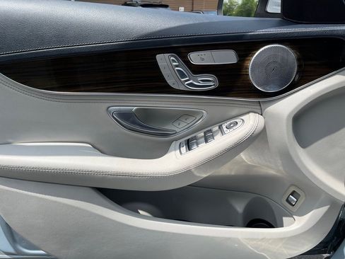 Used 2016 Mercedes-Benz C 300 4MATIC Sedan image 14