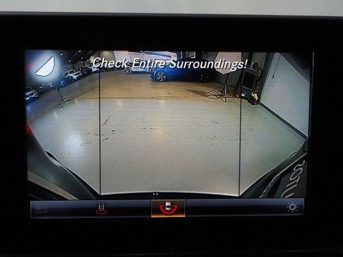 Used 2019 Mercedes-Benz GLC 300 image 29