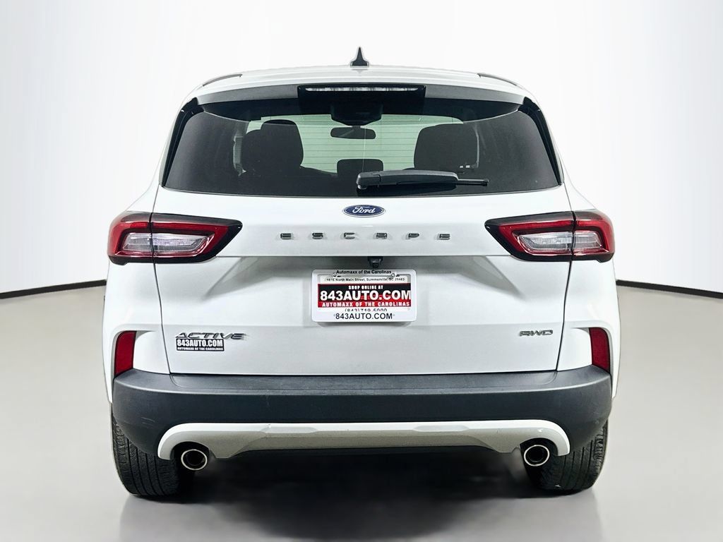 Used 2025 Ford Escape Active AWD/4WD image 6