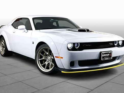 Used 2023 Dodge Challenger R/T Scat Pack image 2