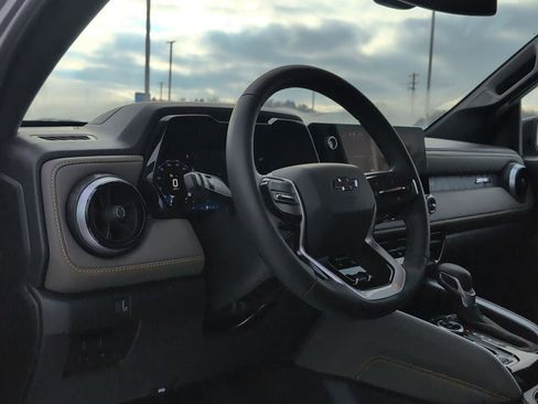 Used 2024 Chevrolet Colorado ZR2 w/ Safety Package image 16