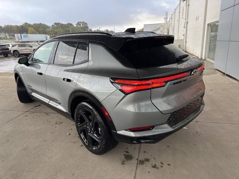 New 2026 Chevrolet Equinox EV RS image 10