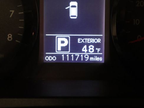 Used 2016 Toyota Sienna LE image 34