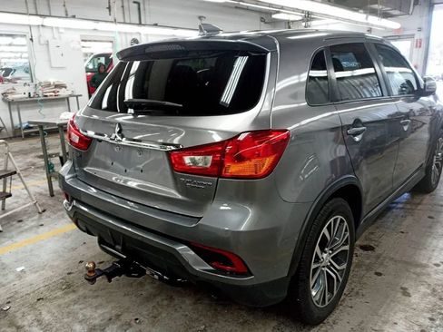 Used 2019 Mitsubishi Outlander Sport ES image 2