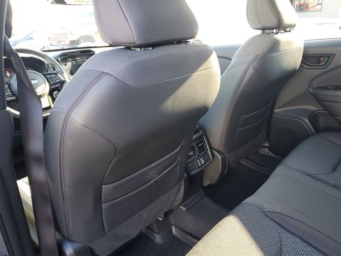 Used 2025 Subaru Forester Premium image 14