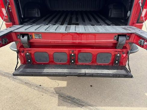 Used 2021 GMC Sierra 1500 AT4 w/ AT4 Value Package AWD/4WD image 13