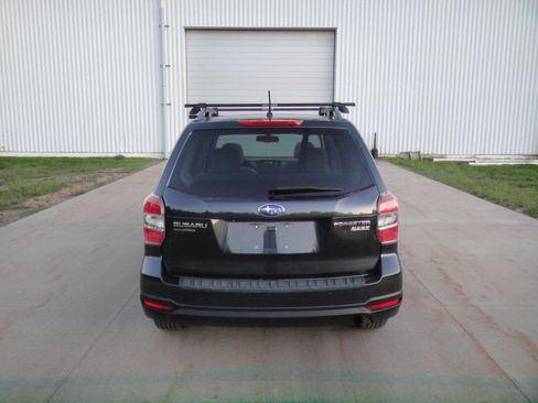 Used 2015 Subaru Forester 2.5i Premium AWD/4WD image 7