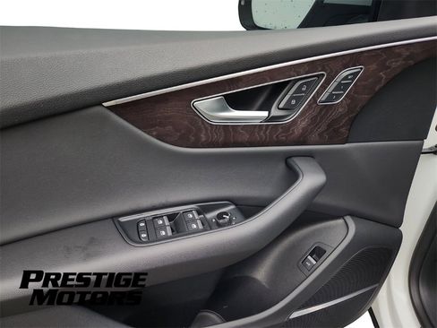 Used 2019 Audi Q8 Premium Plus image 20